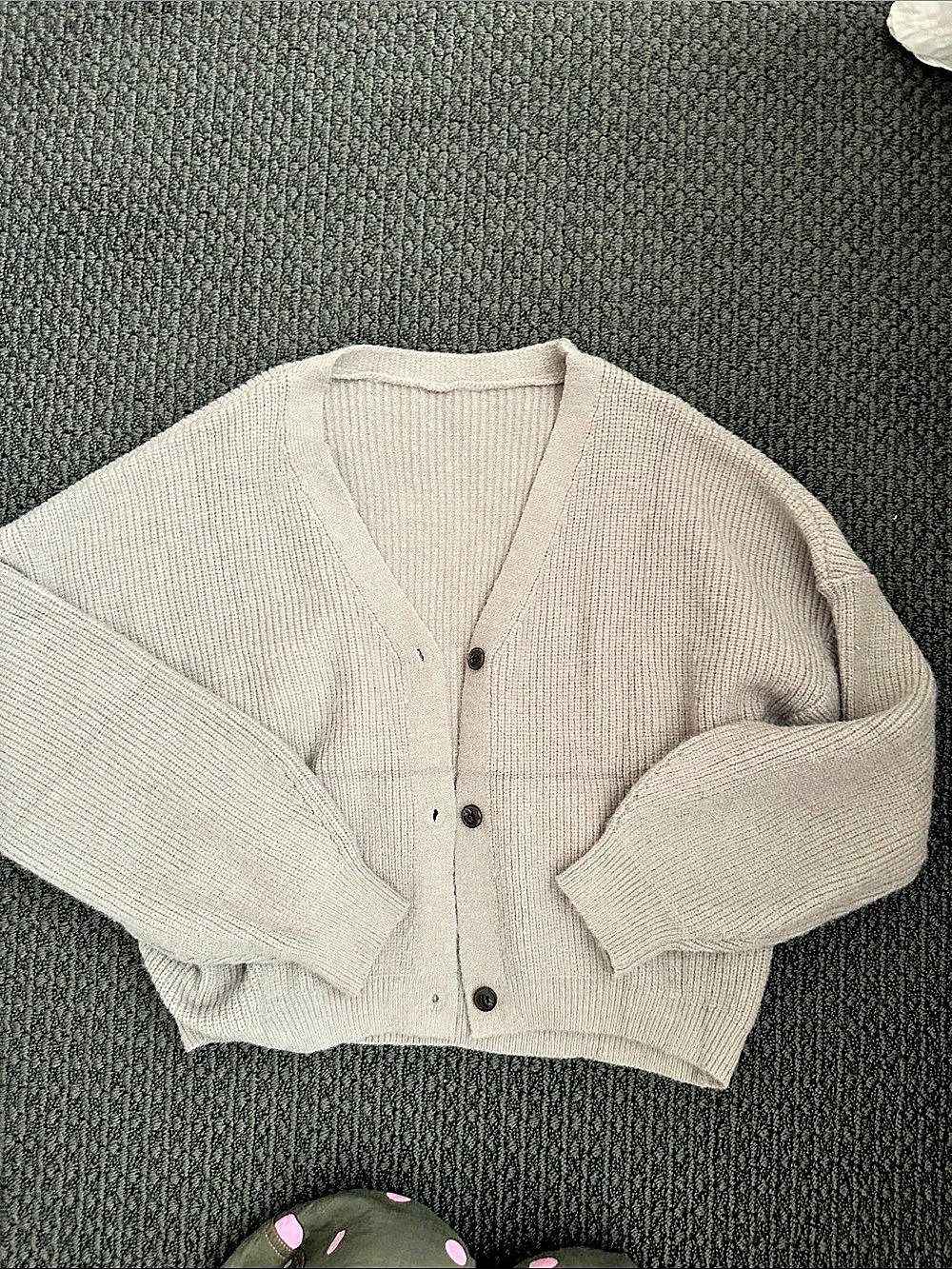Gray Button-Front Cardigan Size Small